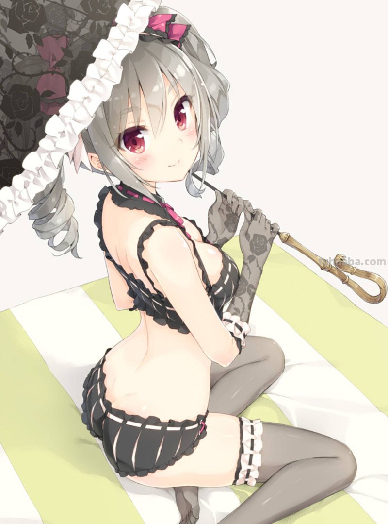 穿上美美的泳装去海边，才是夏天的正确打开方式|夏日泳装插画合辑