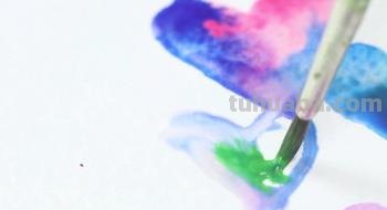 怎么用彩铅画渐变色（怎么用彩铅画渐变色星空）