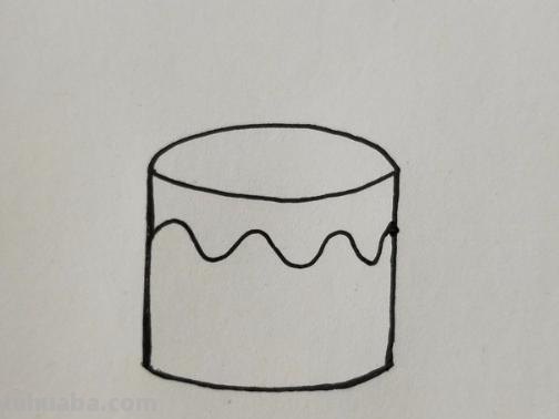 简笔画蛋糕怎么画（简笔画蛋糕怎么画视频）