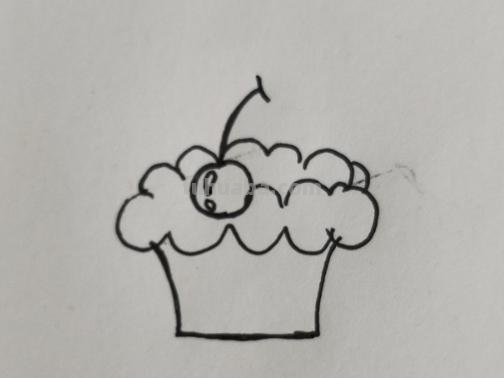 简笔画蛋糕怎么画（简笔画蛋糕怎么画视频）
