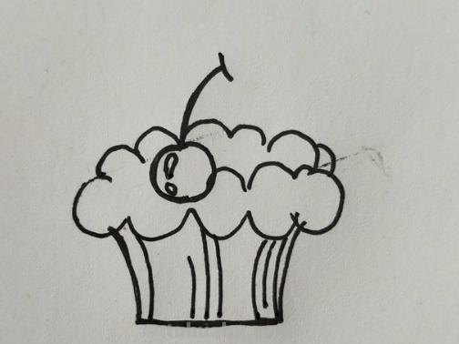 简笔画蛋糕怎么画（简笔画蛋糕怎么画视频）