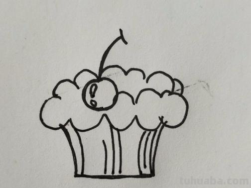 怎么画蛋糕简笔画（怎么画蛋糕简笔画 简单）