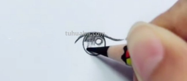 眼睛怎么画简笔画（眼睛怎么画简笔画 可爱）