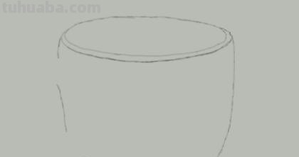 红酒杯速写（红酒杯素描）