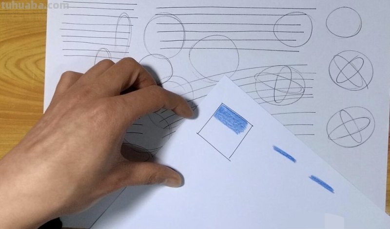 彩铅颜色渐变怎么画（彩铅颜色渐变怎么画好看）