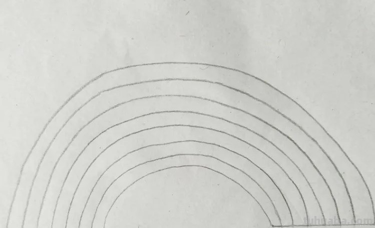 彩虹简笔画怎么画（彩虹简笔画怎么画有颜色的）