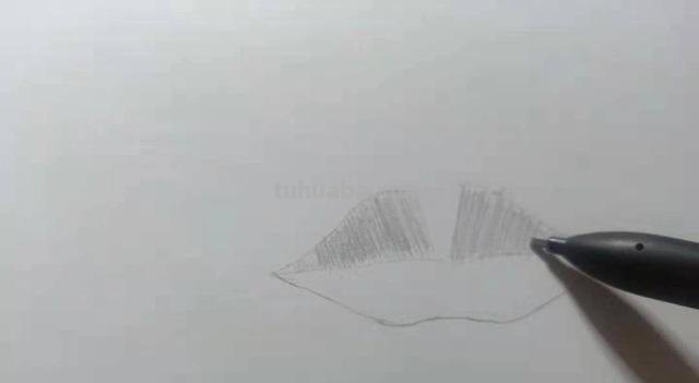 嘴巴怎么画彩铅（嘴巴怎么画彩铅好看）