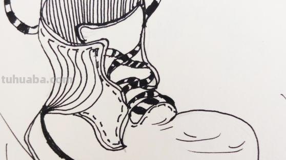 鞋怎么画简笔画（运动鞋怎么画简笔画）