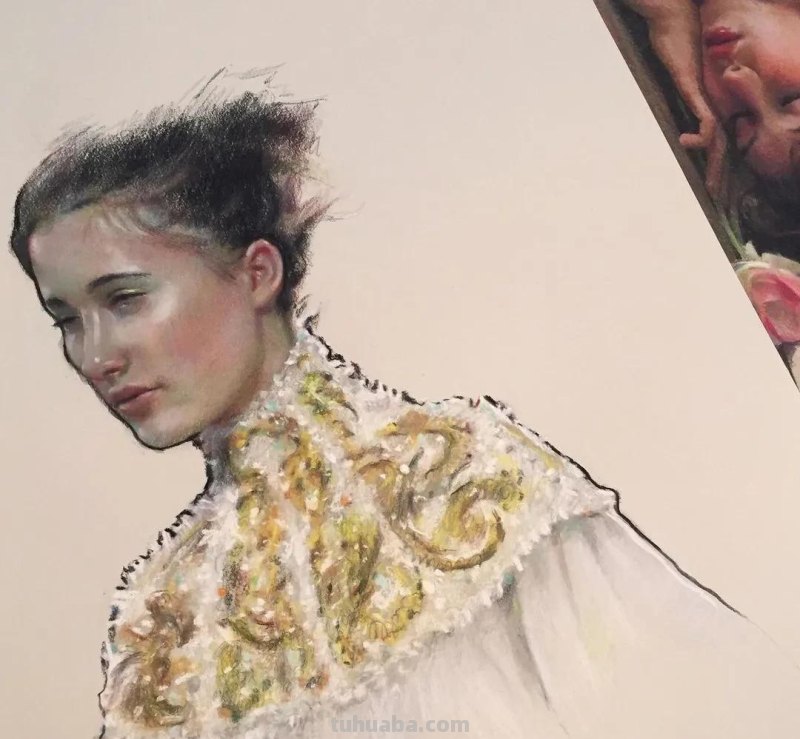 色粉画的色彩柔和美，色粉人像