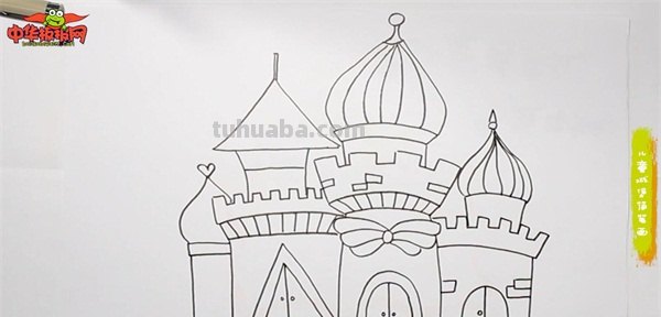 城堡怎么画简笔画（美人鱼的城堡怎么画简笔画）