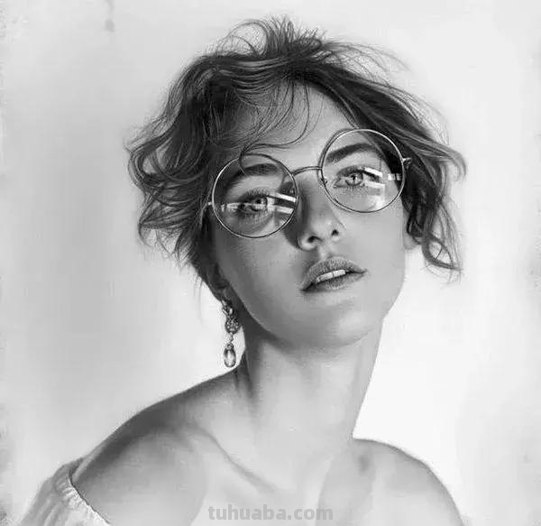 素描画不好?让这位95后高颜值小姐姐教你,简直就是教科书级别啊 素描画不好?让这位95后高颜值小姐姐教你,简直就是教科书级别啊