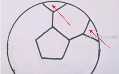 足球怎么画简笔画（足球足球怎么画简笔画）