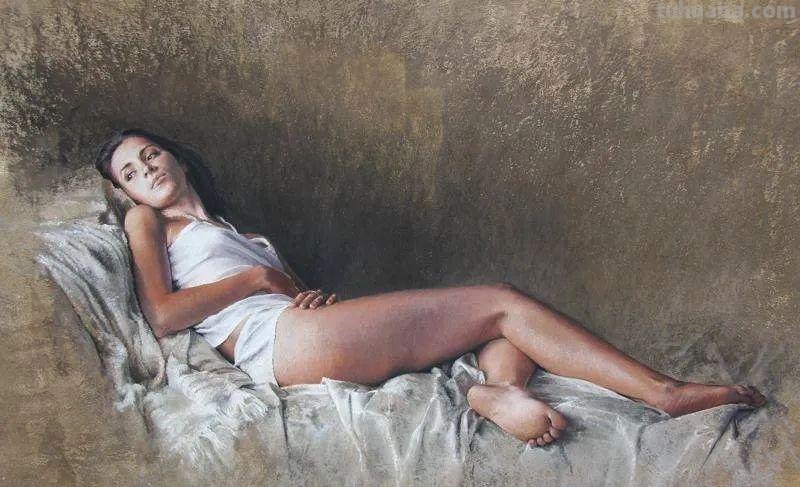 这色粉女人体好美，笔笔精到，表现力不俗