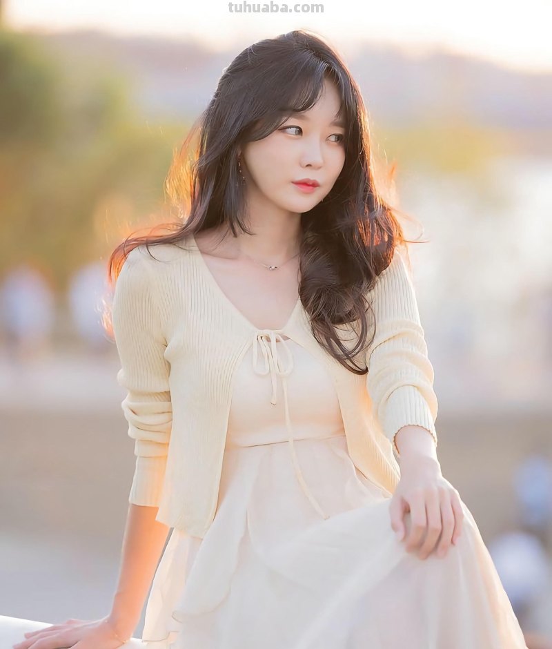 拍照摆姿不再愁，学这6套摄影摆姿技巧就够了，容易模仿学得会