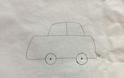 小汽车怎么画简笔画（小汽车怎么画简笔画图片）