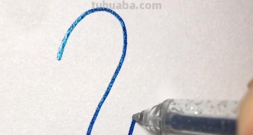 天鹅的简笔画怎么画（天鹅的简笔画怎么画而且画的很好看）