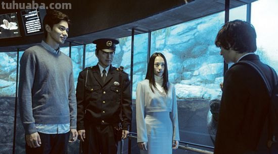 怎么评价电影《寄生兽》? 怎么评价电影《寄生兽》?