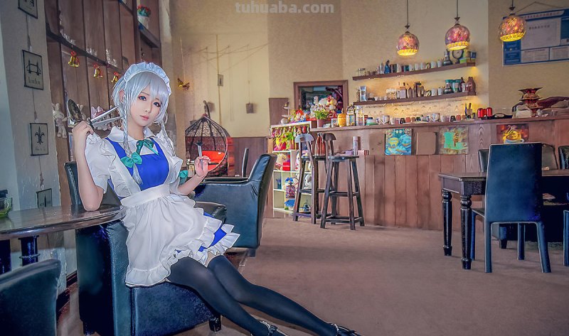 杨幂女仆装霸占热搜,大家喜欢女仆装是因为什么?