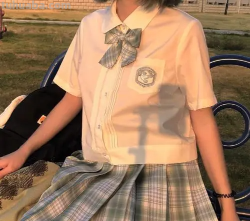 有哪些让人惊艳的 JK(制服)的照片?