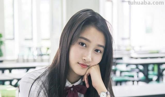 为什么男生都比较钟爱“黑长直”?