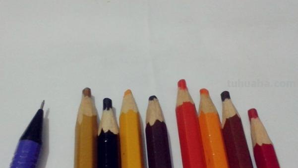 彩铅画动物白毛怎么画（彩铅画动物白毛怎么画好看）