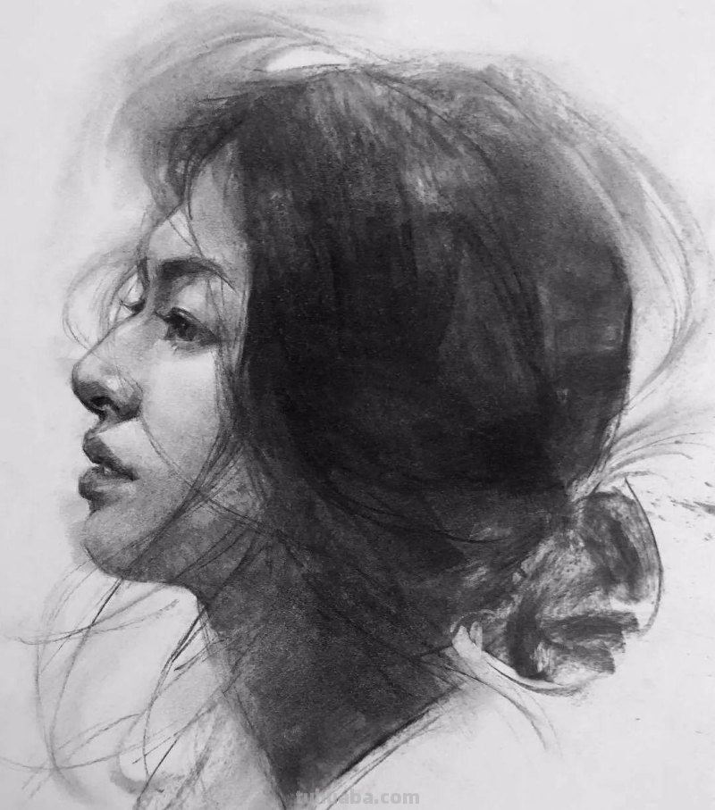 分享一位艺术教授的素描作品，值得借鉴
