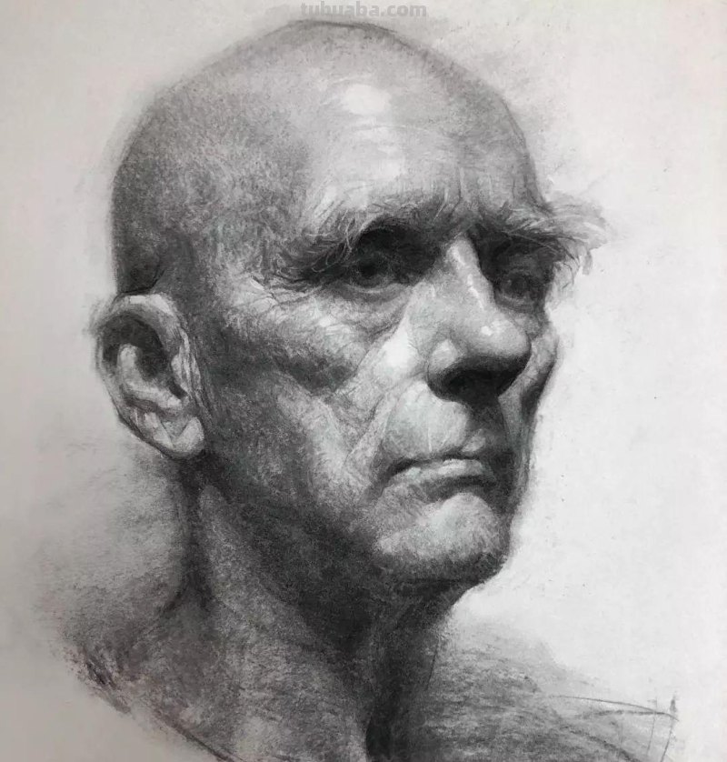 分享一位艺术教授的素描作品，值得借鉴