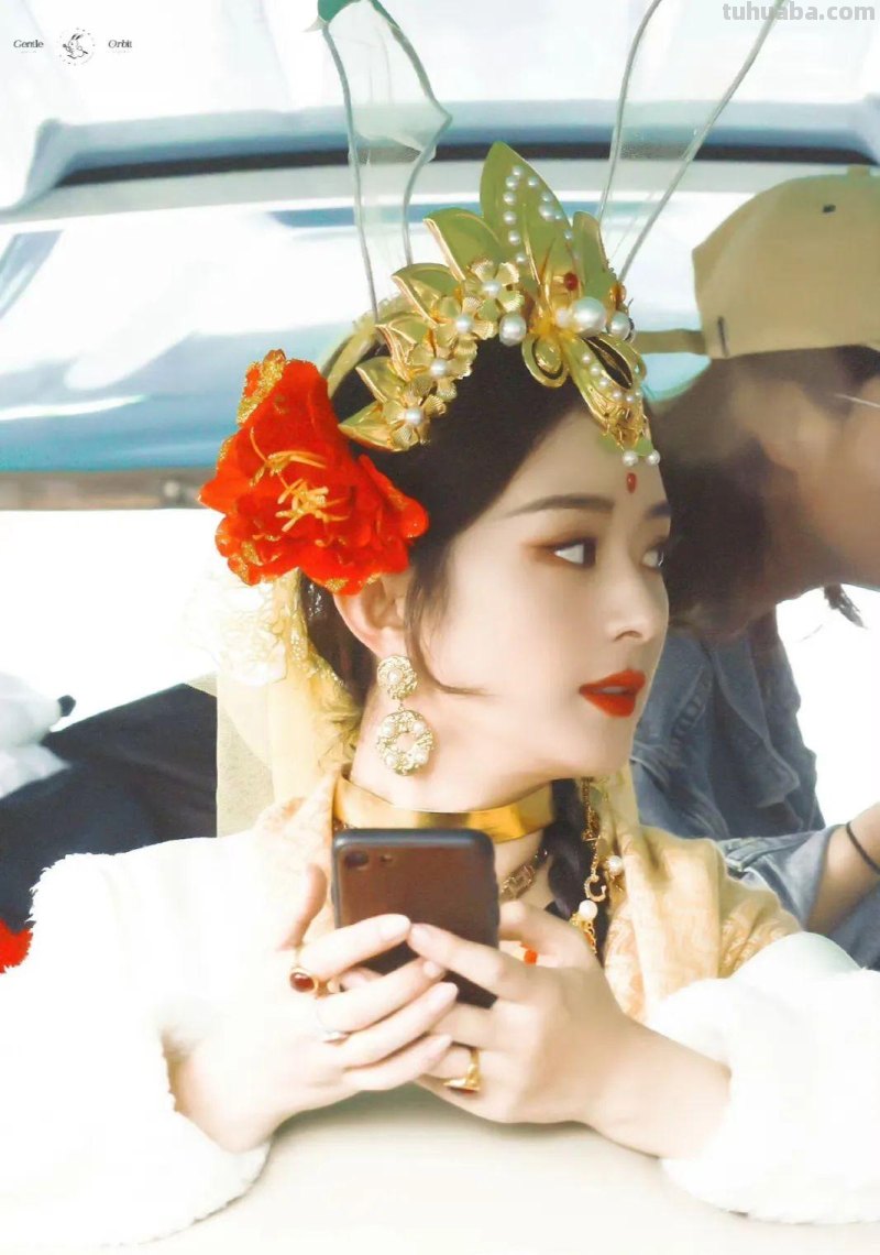 女明星的cos真的很不错