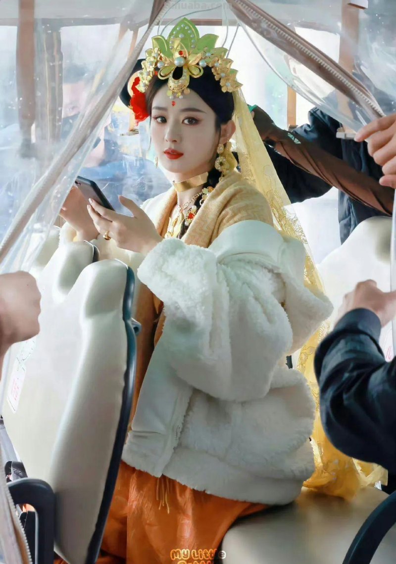 女明星的cos真的很不错