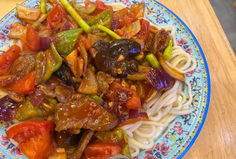 帝都高校周边美食汇，嘴角流下两行泪丨寻味