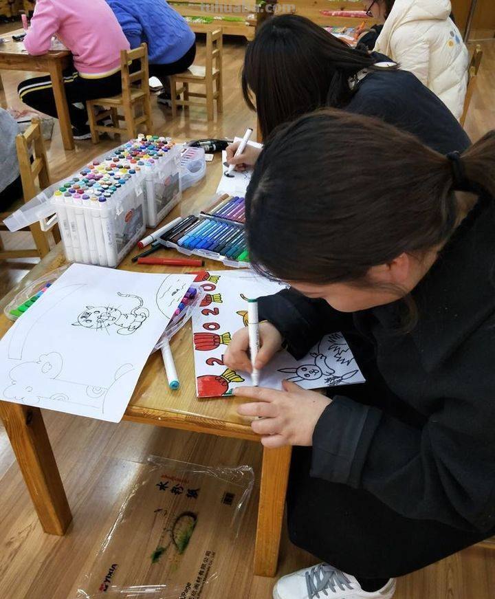 简笔画勾勒美好生活!惠民幼教集团教师个个心灵手巧 简笔画勾勒美好生活!惠民幼教集团教师个个心灵手巧