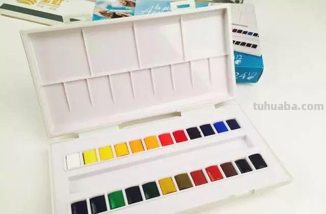 初学者水彩工具材料推荐，太全了