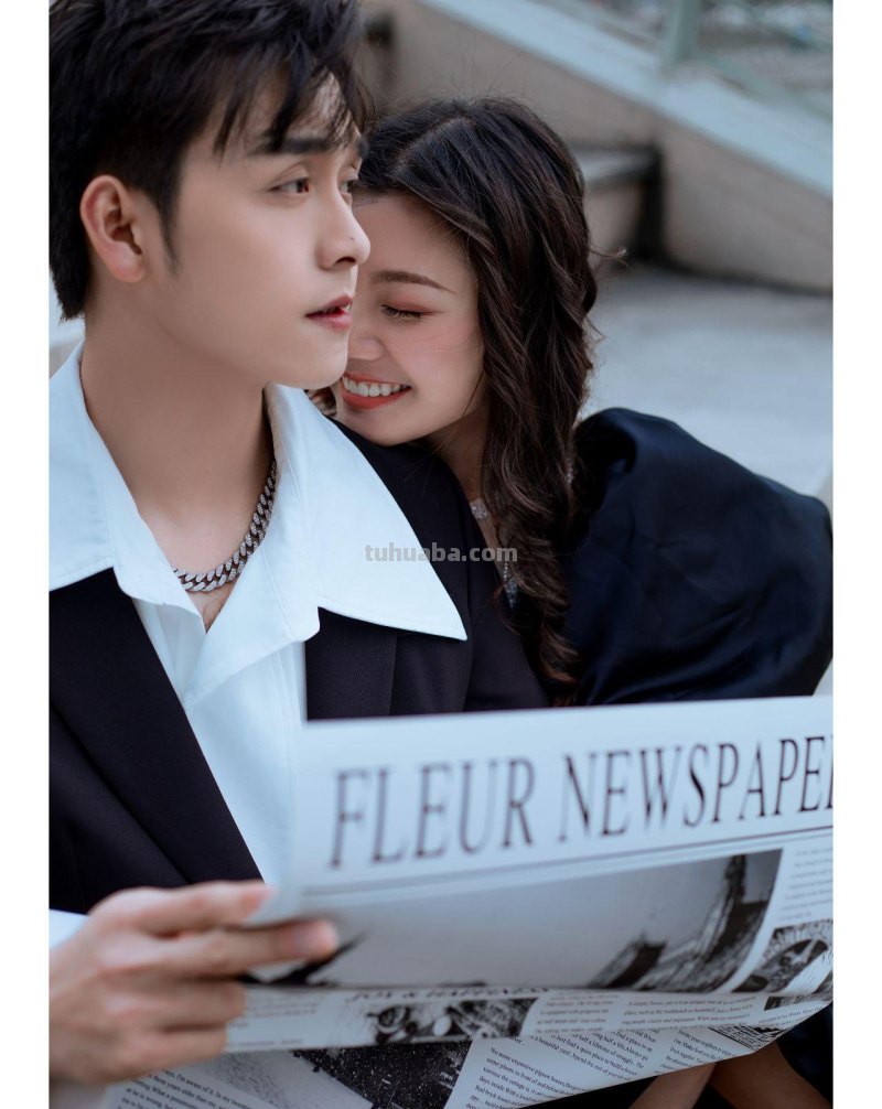 巴黎婚纱（华南总店）-黑色婚纱打造不一样的街拍时尚婚纱照