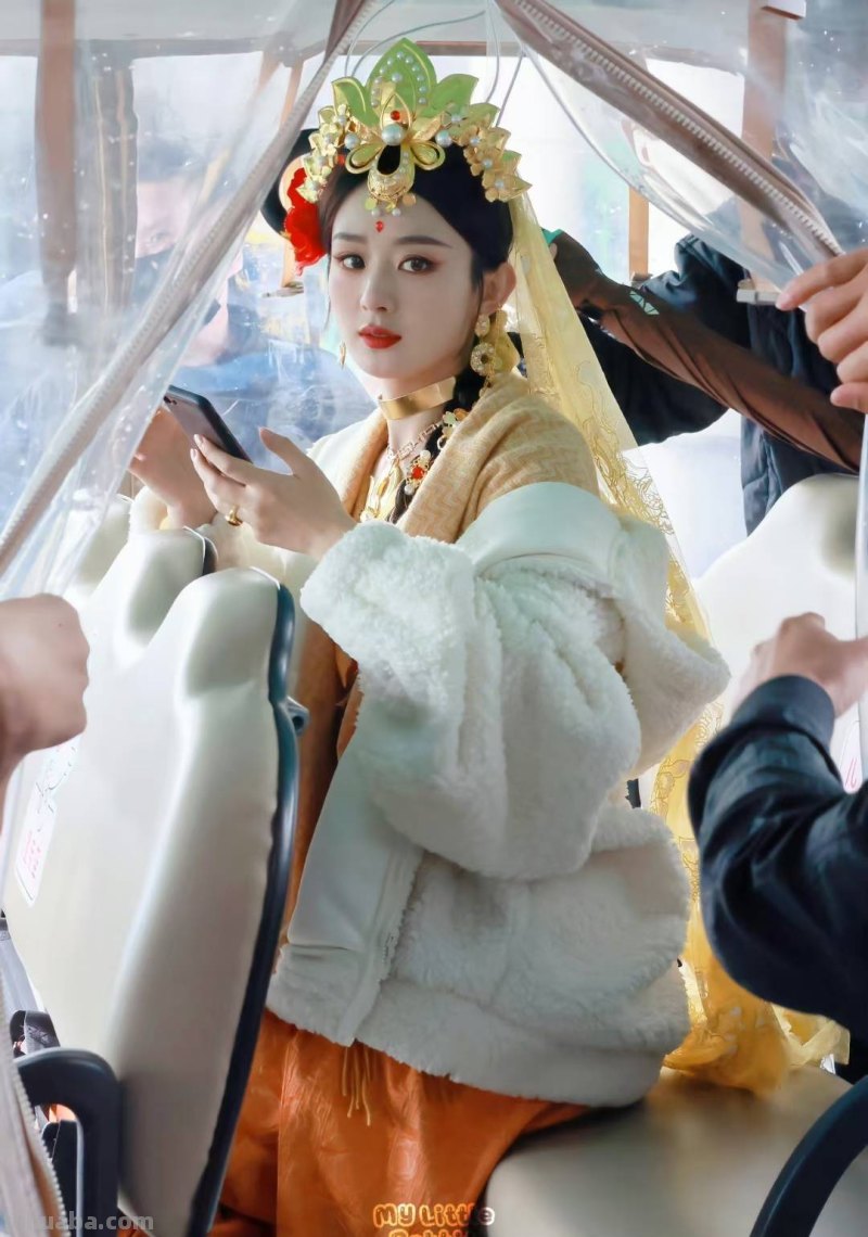 近20位明星cos王者荣耀!赵丽颖风情妩媚,娜扎似仙女,谢娜帅气 近20位明星cos王者荣耀!赵丽颖风情妩媚,娜扎似仙女,谢娜帅气