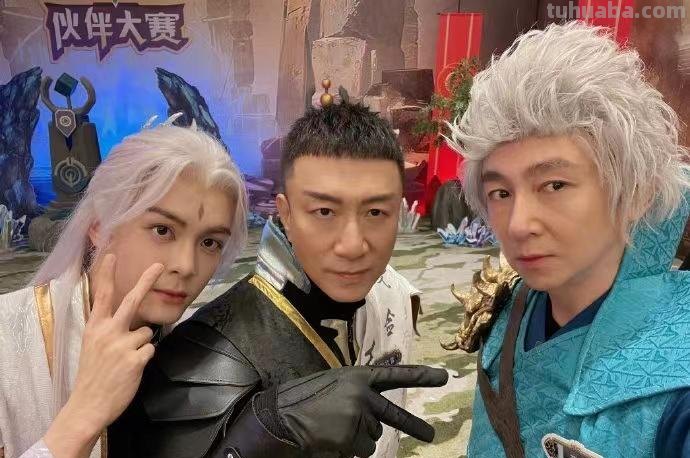 近20位明星cos王者荣耀!赵丽颖风情妩媚,娜扎似仙女,谢娜帅气 近20位明星cos王者荣耀!赵丽颖风情妩媚,娜扎似仙女,谢娜帅气