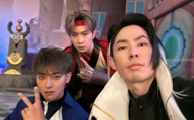 近20位明星cos王者荣耀!赵丽颖风情妩媚,娜扎似仙女,谢娜帅气 近20位明星cos王者荣耀!赵丽颖风情妩媚,娜扎似仙女,谢娜帅气