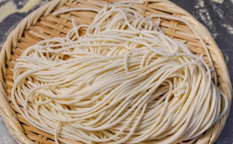 疫情反复，建议大家：多囤点米面，教你8种面食做法，营养耐保存