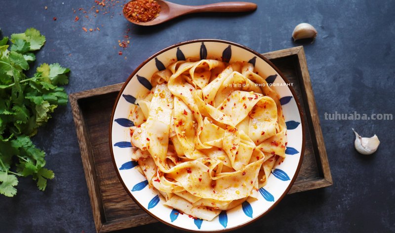 快周末了，面食做起来，详细做法来了，赶紧收藏起来