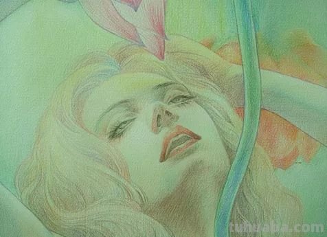 精细到极致的彩铅插画，每一幅都自带仙气，谁不喜欢呀！