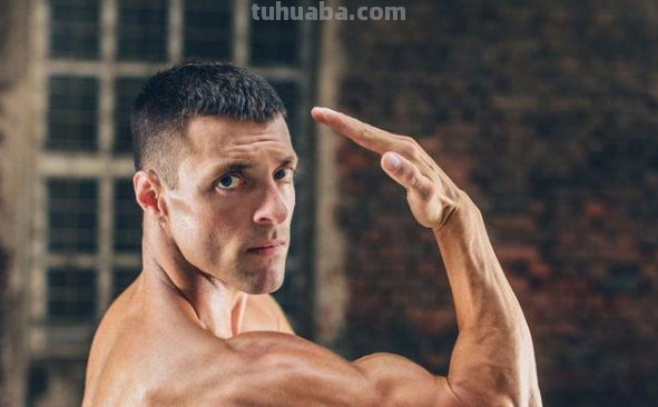 锻炼手臂肌肉时,为什么必须练小臂,有什么作用?