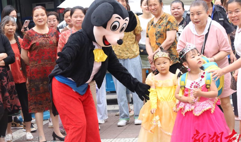 南县实验幼儿园:童趣cosplay 玩转六一 南县实验幼儿园:童趣cosplay 玩转六一