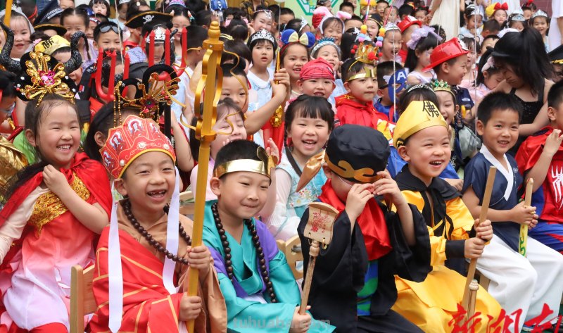 南县实验幼儿园:童趣cosplay 玩转六一 南县实验幼儿园:童趣cosplay 玩转六一