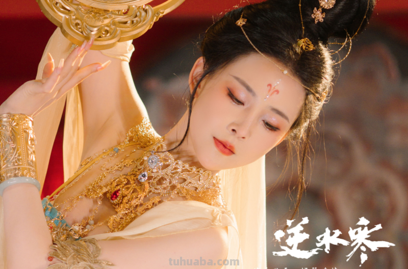 00后女孩一套COS,挑战五位一线女星,这扮相绝了 00后女孩一套COS,挑战五位一线女星,这扮相绝了