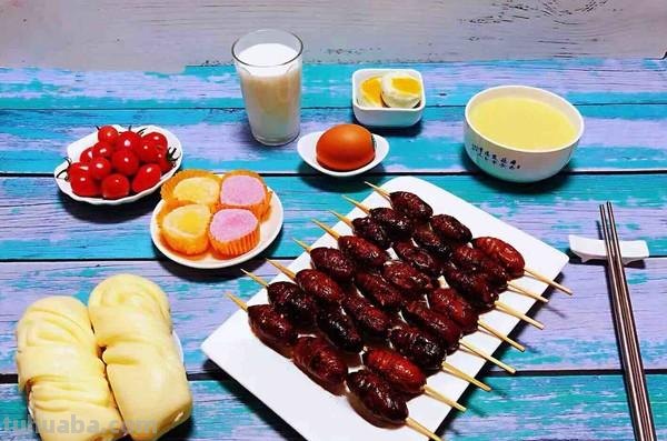 中国人的美食汇，中国占了3个，网友：这个东西要怎么吃？