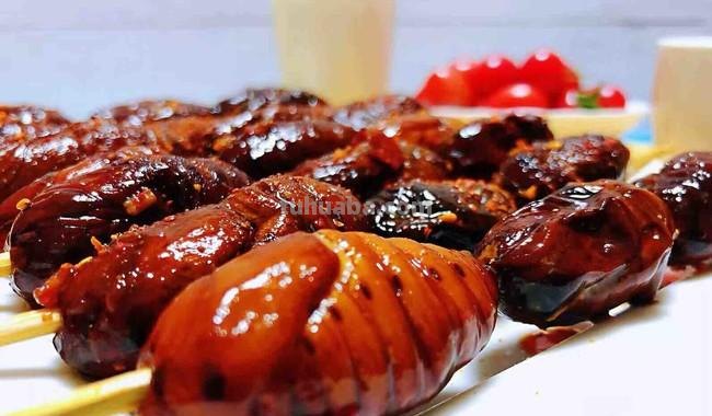 中国人的美食汇，中国占了3个，网友：这个东西要怎么吃？
