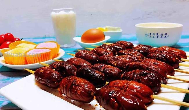 中国人的美食汇，中国占了3个，网友：这个东西要怎么吃？