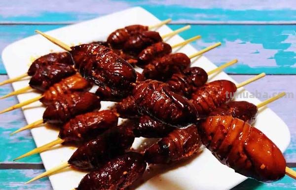 中国人的美食汇，中国占了3个，网友：这个东西要怎么吃？