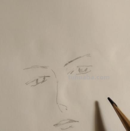 怎么用彩铅画头像（怎么用彩铅画头像女生）
