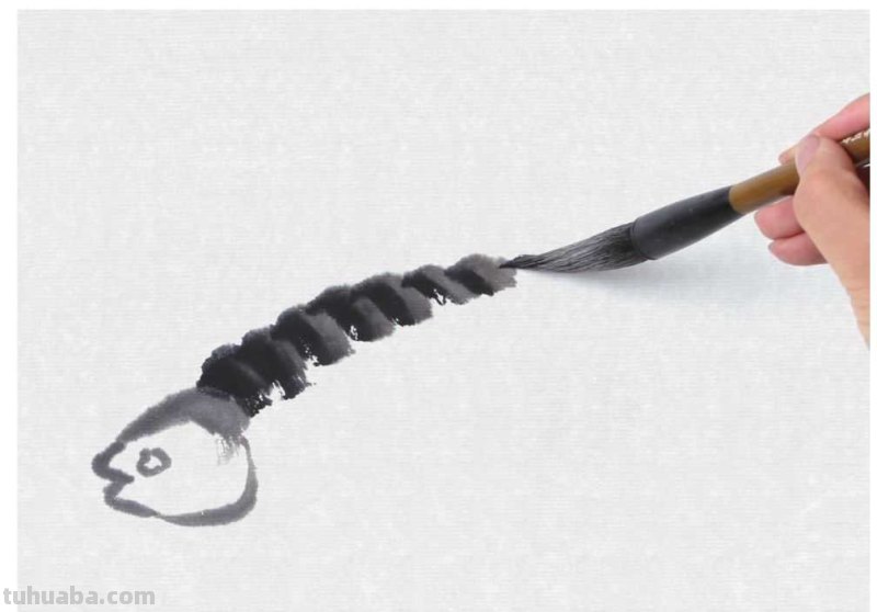 草鱼不会画?那是你没有学会这几点画法,学会几分钟画《鱼乐图》 草鱼不会画?那是你没有学会这几点画法,学会几分钟画《鱼乐图》