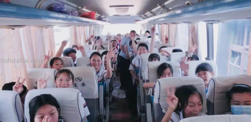 六一探秘科技馆，童心放飞科技梦